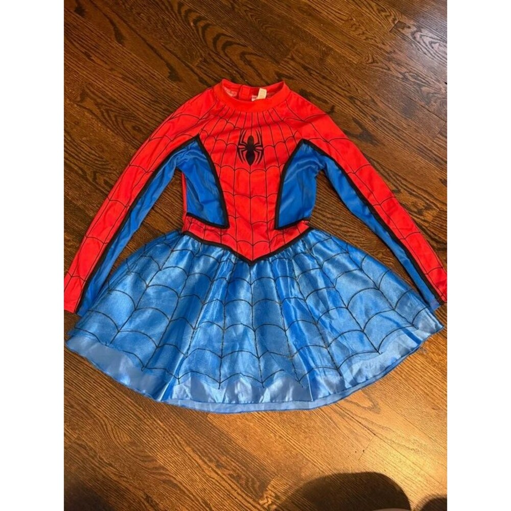Spiderman costume girl long sleeve dress size 8-10